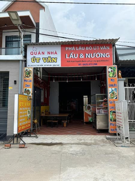 Ảnh bìa Phá lấu bò Út Vân