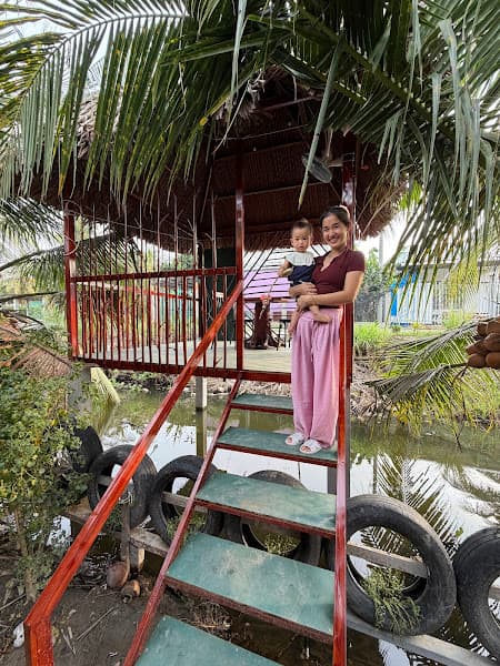 Hình ảnh Quán Phượng Đỏ - Quán ăn gia đình - Cà phê sân vườn và Hát với nhau - 2