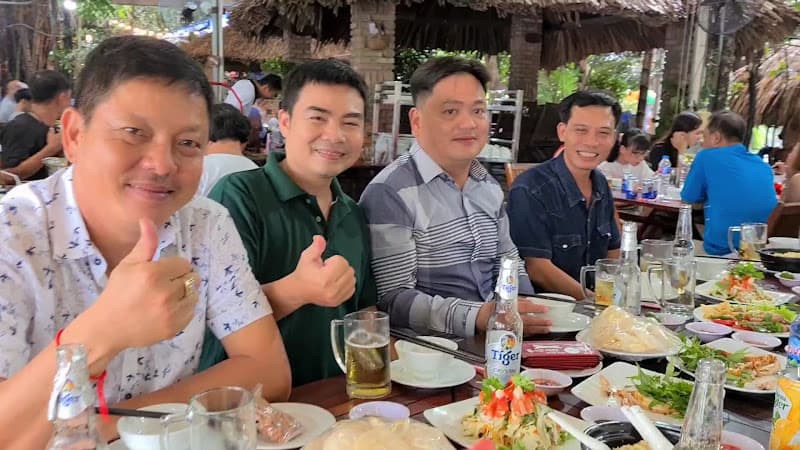 Hình ảnh Nhà hàng Bên Sông - 3