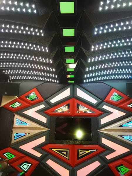 Ảnh bìa Karaoke Lucky