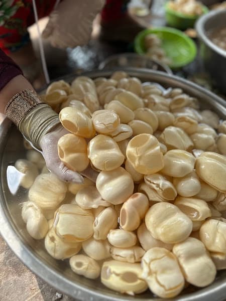 Hình ảnh Quán Ăn Cẩm Tú Bánh Xèo, Gà Đốt - 5