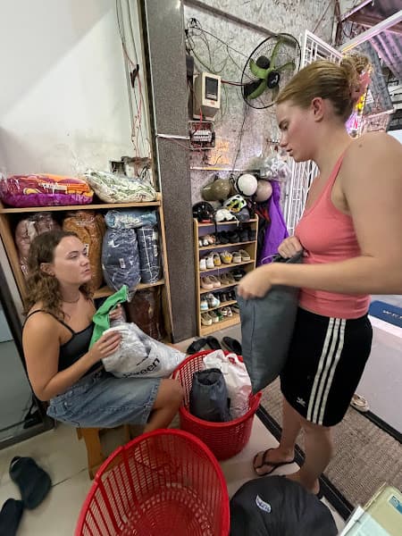 Ảnh bìa Dịch Vụ Giặt Sấy, Laundry The sun