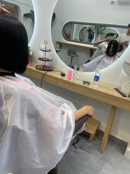Hình ảnh Tín Eris Hair Salon - Viện Chăm Sóc Tóc Nam Nữ Hàng Đầu Gia Lai - 4