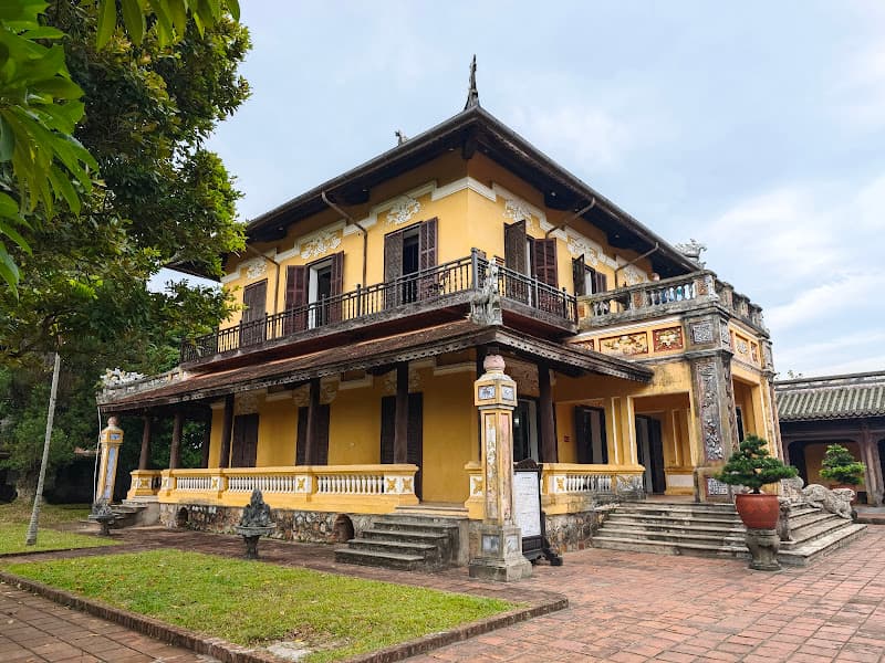 Hình ảnh Điện Phụng Tiên - 2