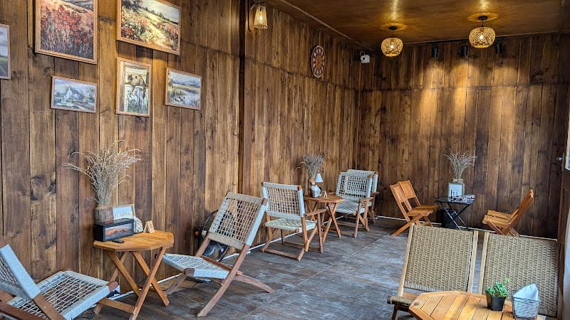 Ảnh bìa Haley Coffee And Drinks