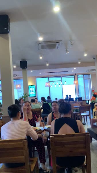 Hình ảnh Highlands Coffee Đặng Văn Bi - 3