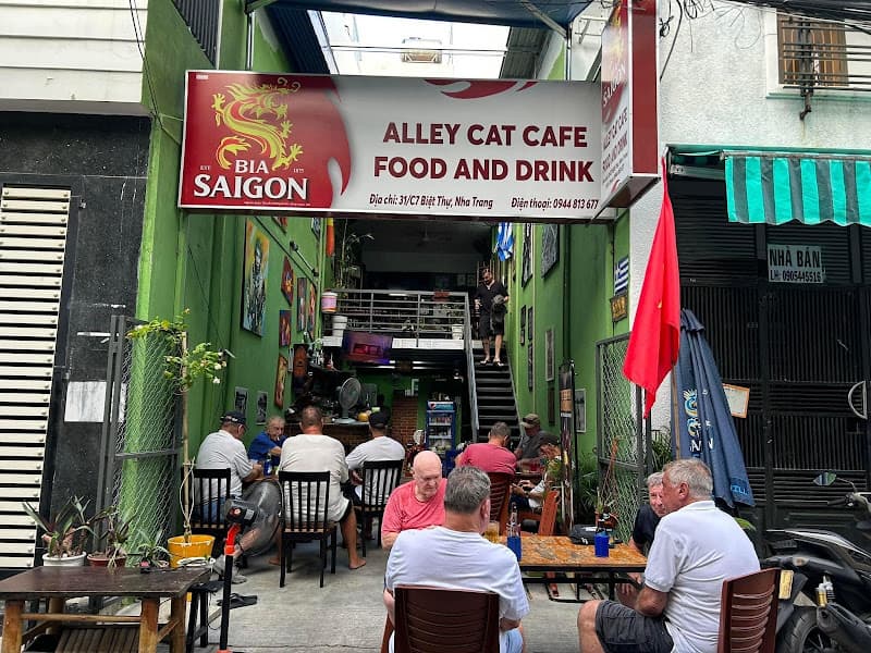 Ảnh bìa Alley cat cafe food & drink