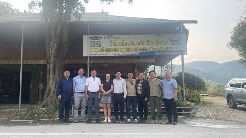 Hình ảnh Nhà sàn quán - 2