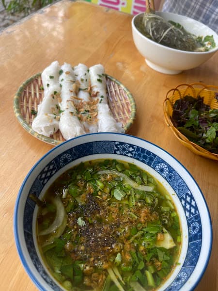 Hình ảnh Đặc sản xứ Nghệ Bánh Mướt Súp Cháo Lươn- Ông bà Sơn Thắm - 3