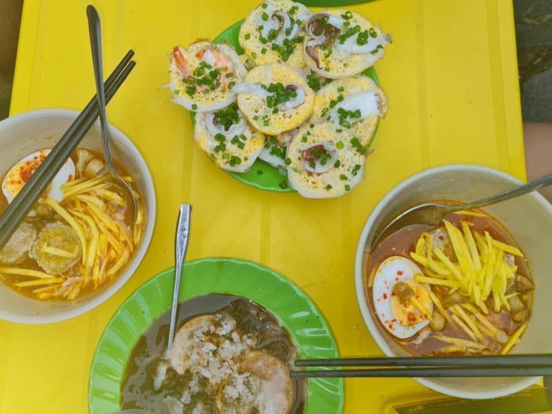 Bánh Căn Cô Loan Giếng Làng Mũi Né