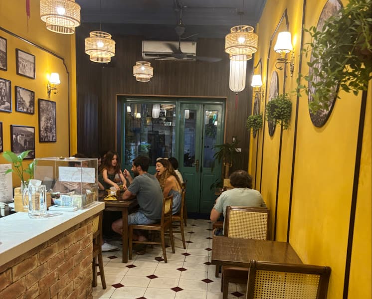 Hình ảnh Downtown Restaurant & Lounge - 3