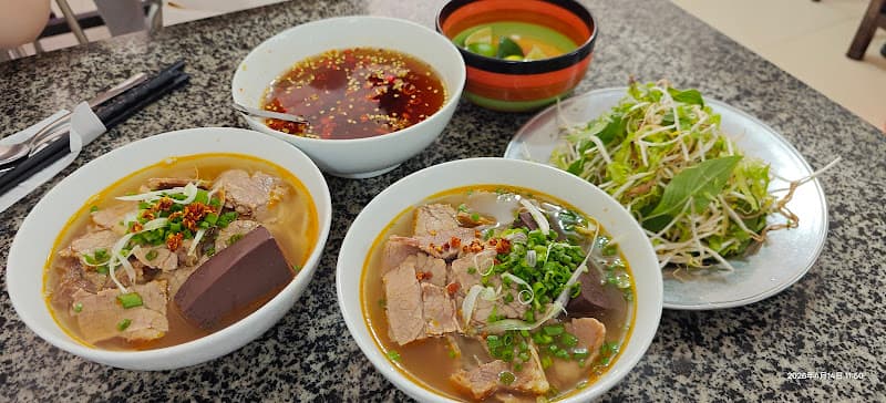 Hình ảnh Bún bò Hương Giang - 4