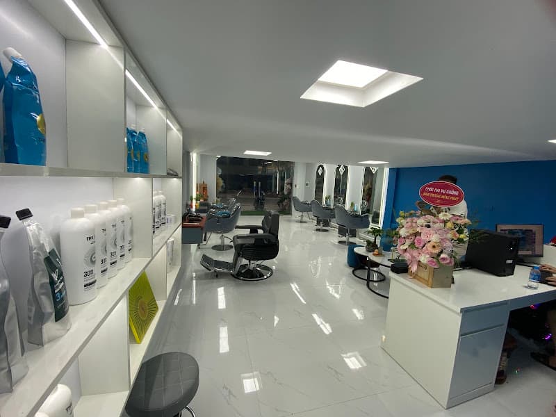 Hình ảnh KIỀU NGUYỄN HAIRSTYLIS THẾ GIỚI TÓC - 3