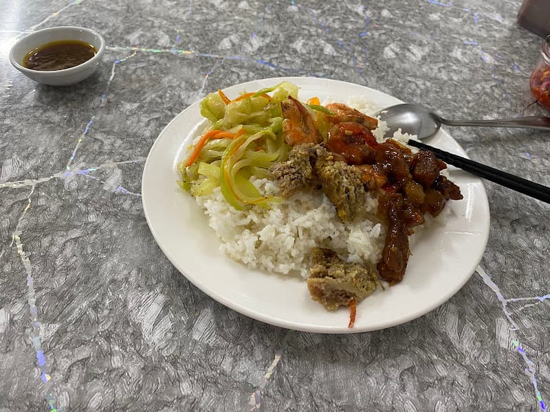 Hình ảnh Tiệm Ăn nhà Rốt -Phở Khô 2 Tô - 5