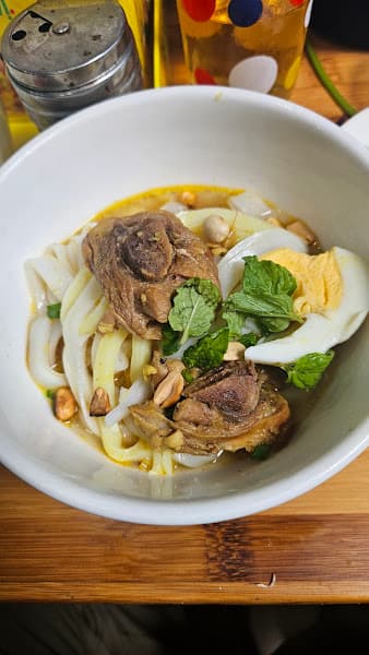 Hình ảnh Quán Mậu Con - 2