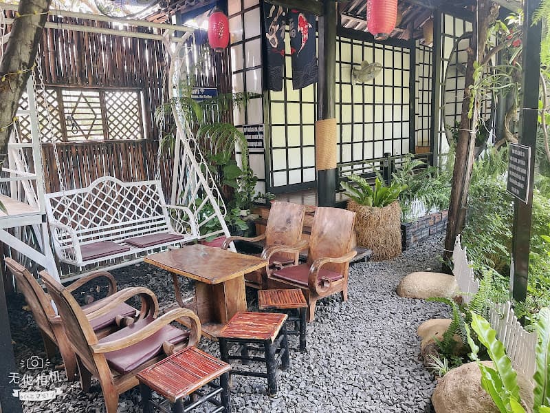 Cà phê sân vườn Koi Coffee