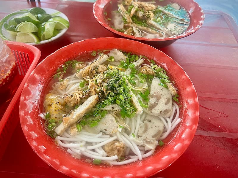 Hình ảnh Bánh Canh chả cá cô Ba - 3