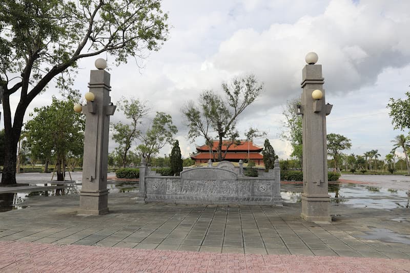 Hình ảnh Mộ Liệt sỹ Xô Viết Nghệ Tĩnh - 3