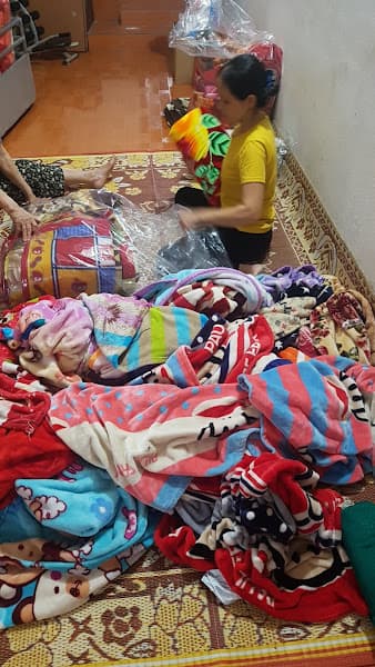 Hình ảnh Giặt là Hạnh Hồng - 2