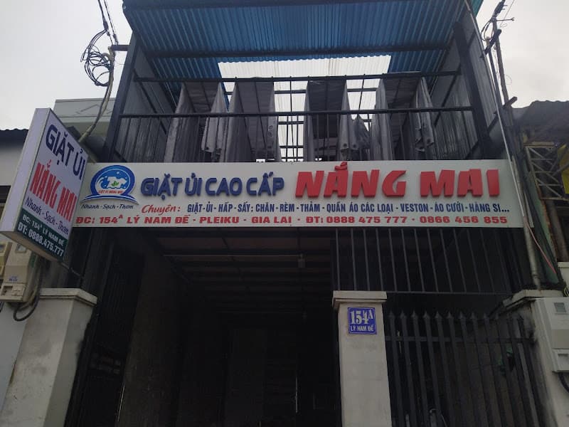 Hình ảnh Giặt Ủi Nắng Mai - 3