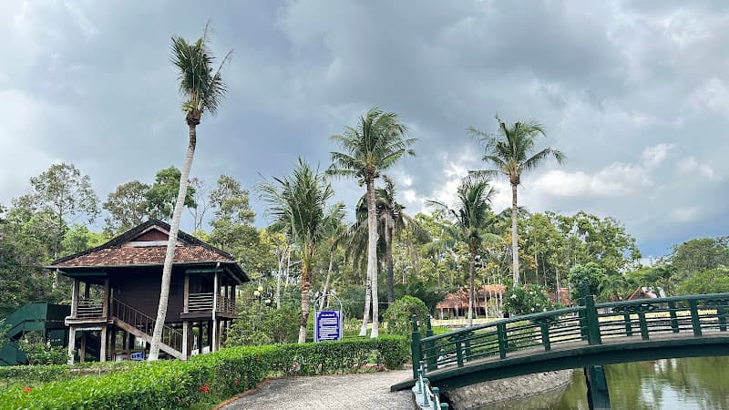 Hình ảnh Khu Tưởng niệm Chủ tịch Hồ Chí Minh - 3