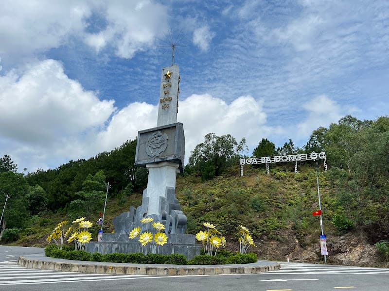 Hình ảnh Tượng đài chiến thắng Đồng Lộc - 3