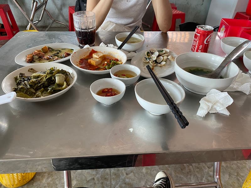 Ảnh bìa nhà hàng tài huyền