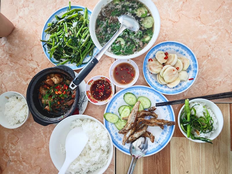 Hình ảnh Quán cơm Oanh Diệu - 3