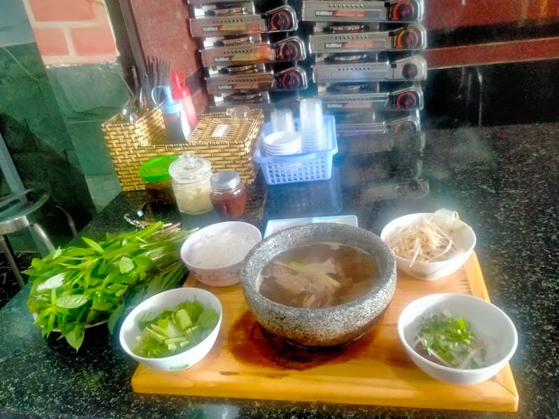 Hình ảnh Phở Bò, Bún Bò, Đặc Biệt Thố Đá - 3