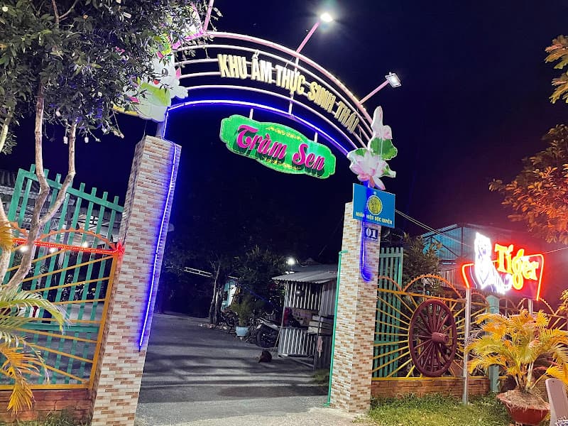 Ảnh bìa Khu Ẩm Thực Tràm Sen