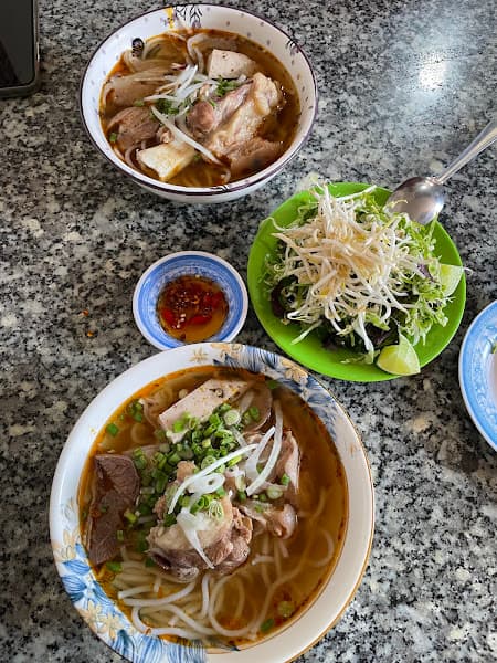 Hình ảnh Quán Bún Bò Huế O Lịch - 4