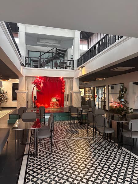 Bình Minh Coffee & Restaurant