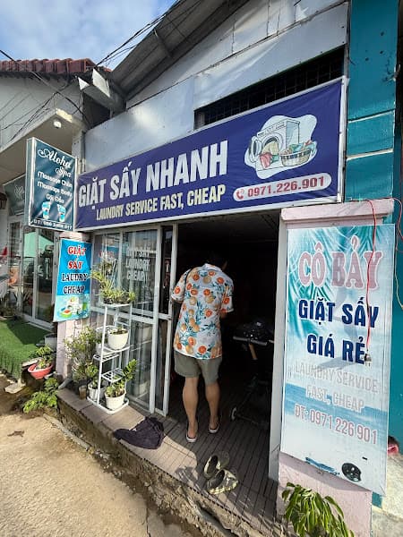 Ảnh bìa Giặt sấy. Laundry- Cô Bảy