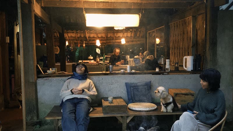 Ảnh bìa The Nest (Bluebird) - Gentle Cafe by the Stream