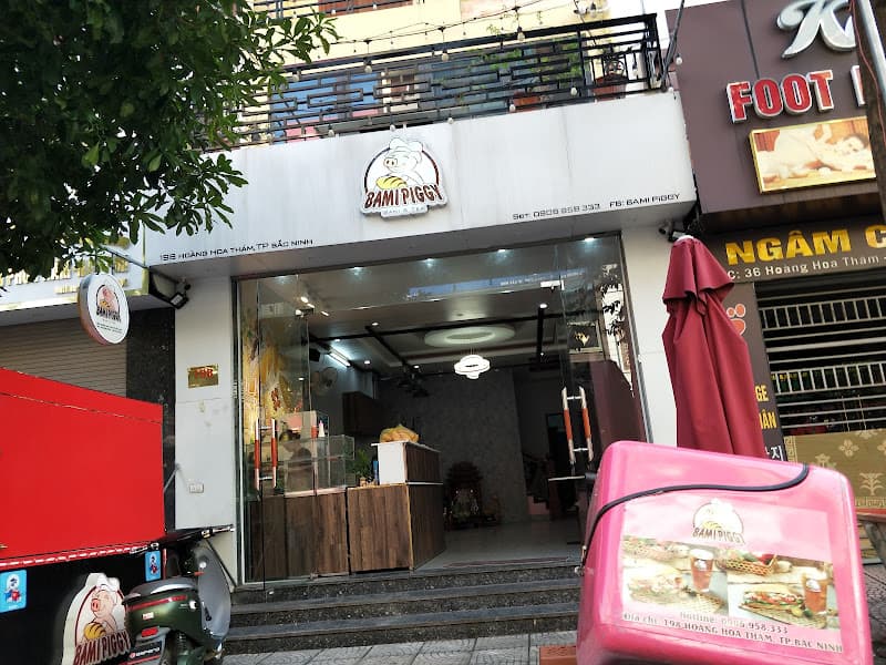 Ảnh bìa BAMI PIGGY