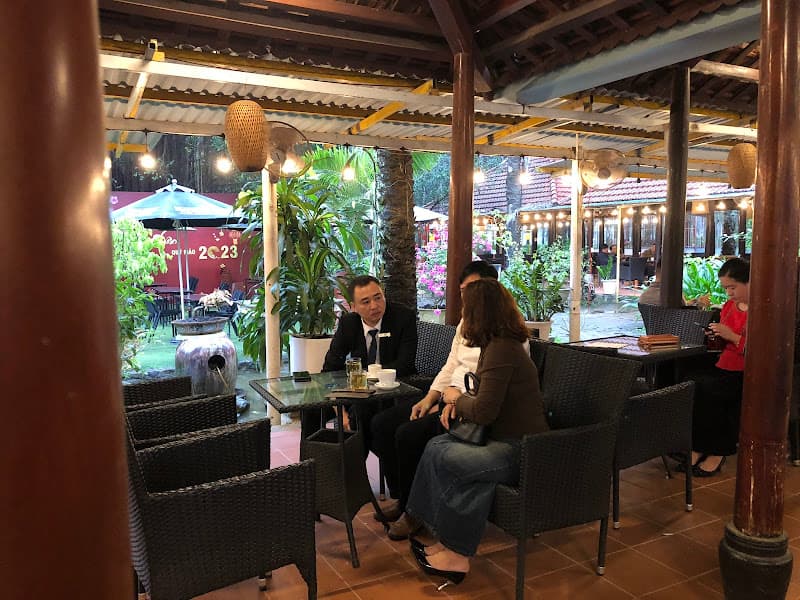 Hình ảnh Cọ Dầu Café - 5