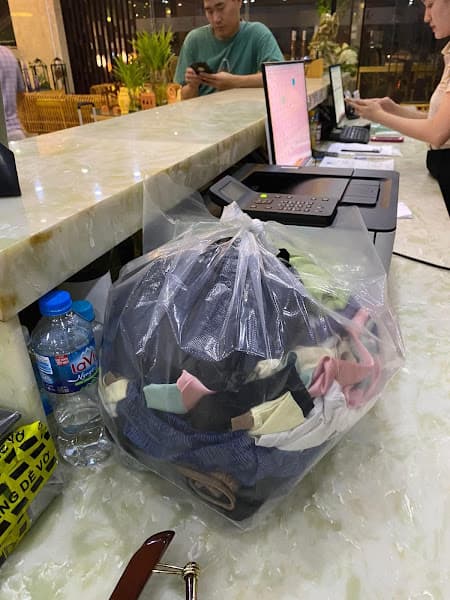 Hình ảnh Tiệm giặt sấy Thơm Laundry - CN Phước Long - 4