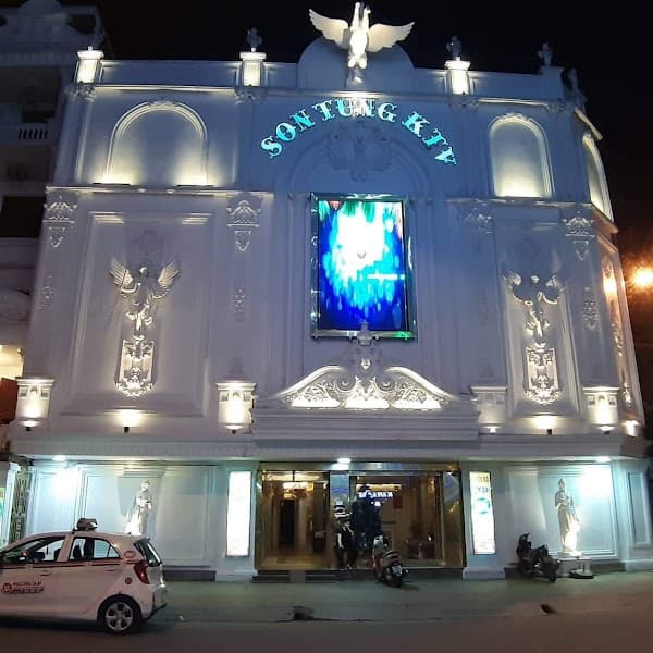 Ảnh bìa Karaoke Sơn Tùng