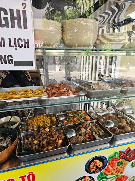 Quán cơm Bếp Thảo bình dân ngon sạch giá cả hợp lý