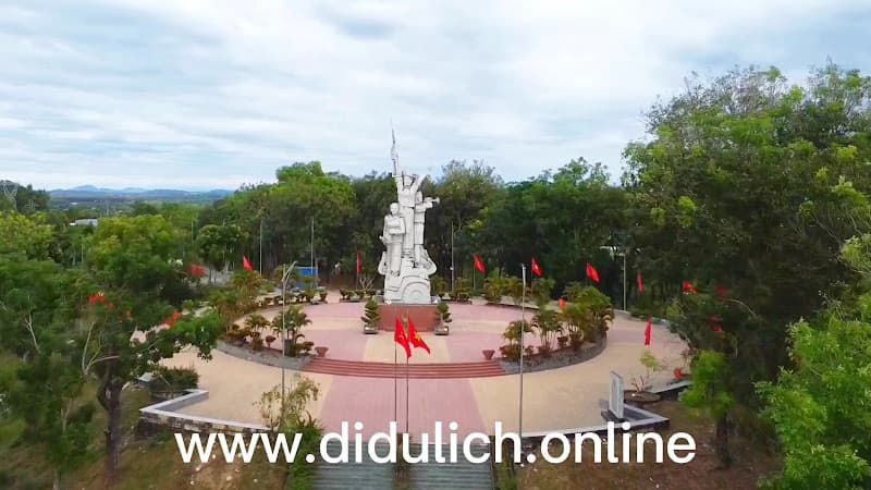 Hình ảnh Tượng Ðài Chiến Thắng La Ngà - 4