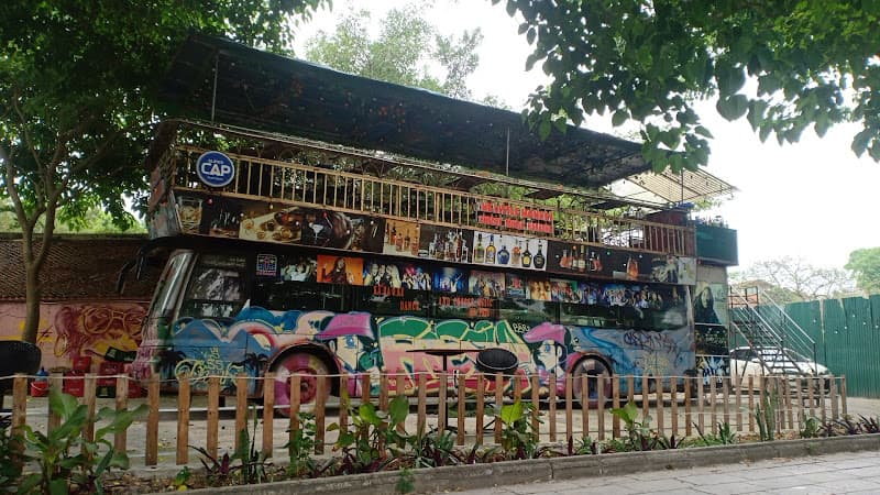 Ảnh bìa BUS-PUB LITTLE MONKEY TAM COC