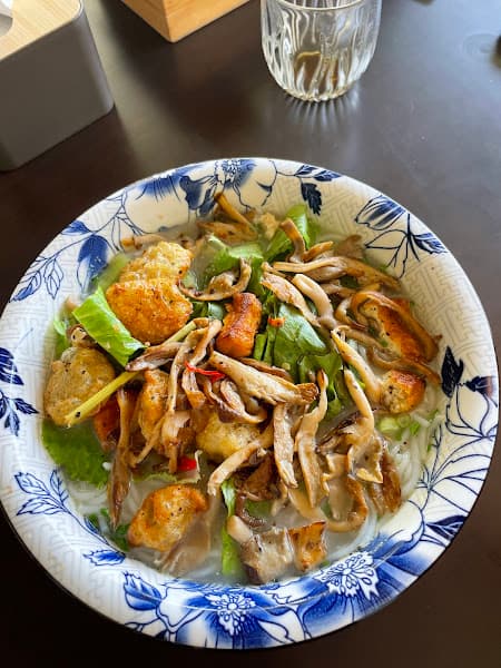 Hình ảnh Vegetarian - Vegan - Chay Cao Bang - Lazy Bug - 2