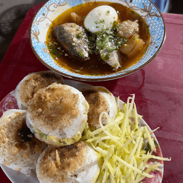 Hình ảnh Quán Bánh căn( quán nhỏ địa phương) - 3