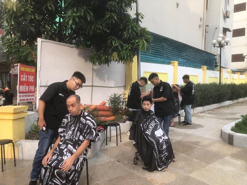 Hình ảnh Than Barber Shop - Cắt Tóc Nam Đẹp - 3
