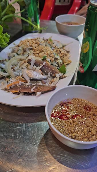 Hình ảnh Gỏi Cá Trích Cô Tư - 4
