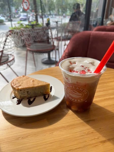 Hình ảnh Highlands Coffee - Sari Town Sala - 2