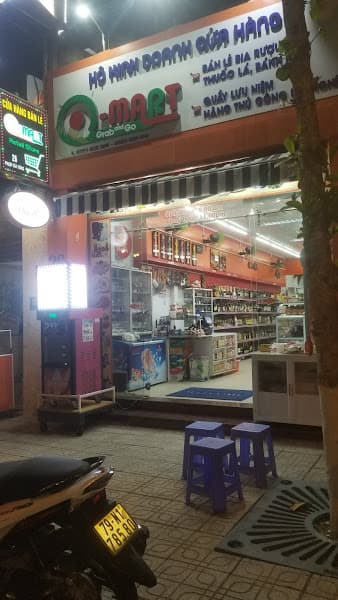 Cửa Hàng Tiện Lợi Q-Mart