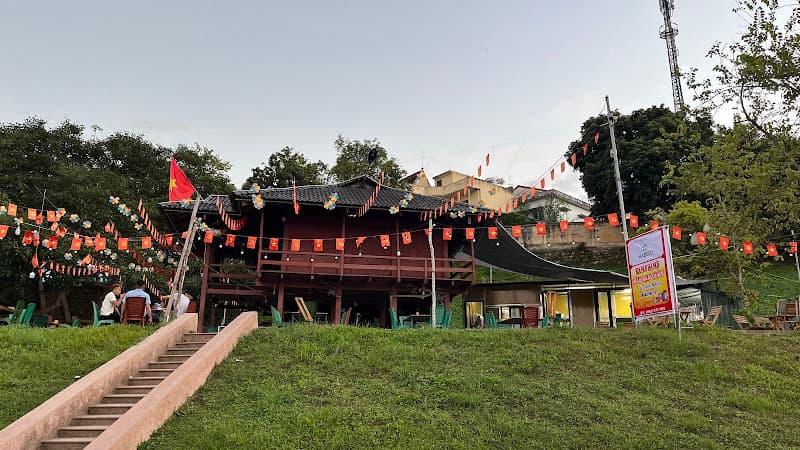 Hình ảnh Phố đi bộ huyện Than Uyên - 2