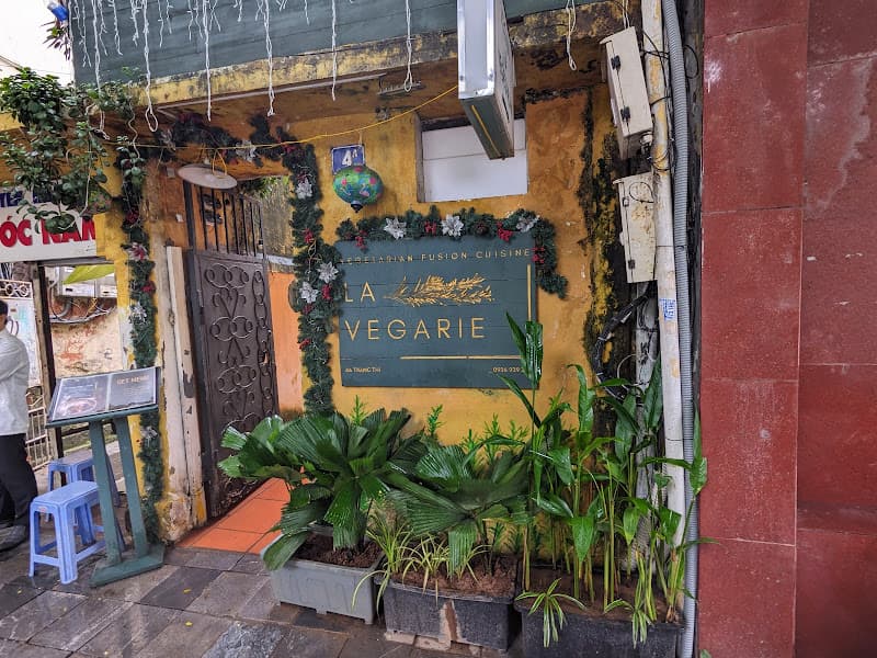 Ảnh bìa La Vegarie