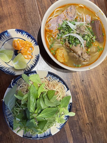 Hình ảnh O Phương - Món ngon sông Hương - 2